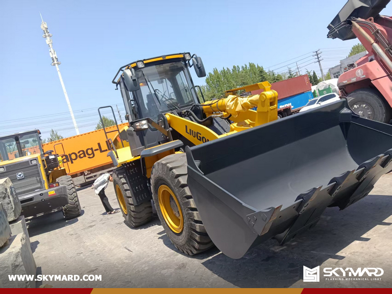 Netherlands - 1 Unit LUGONG 842H Wheel Loader