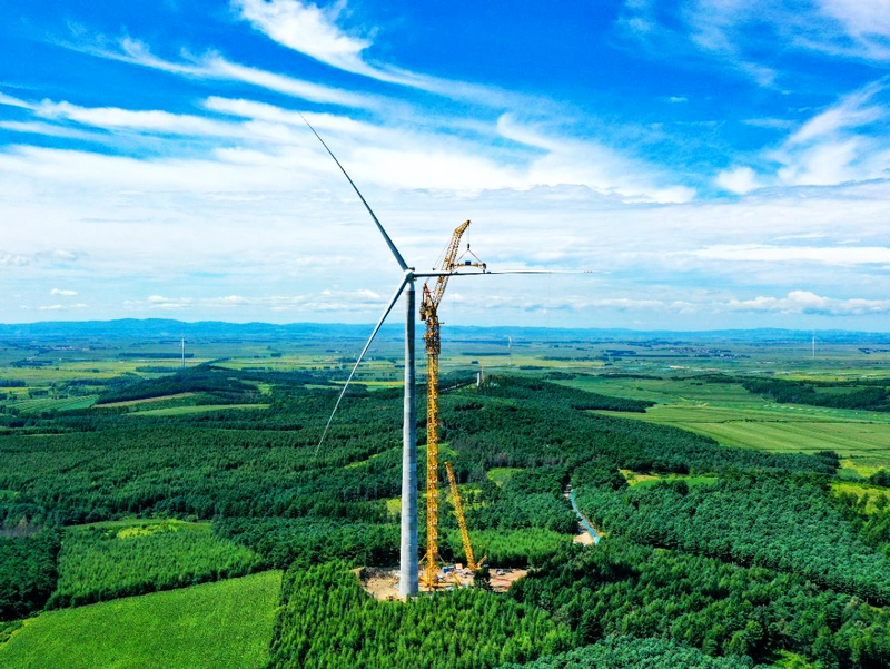 XCMG Wind Power Tower Crane Completes First Installation