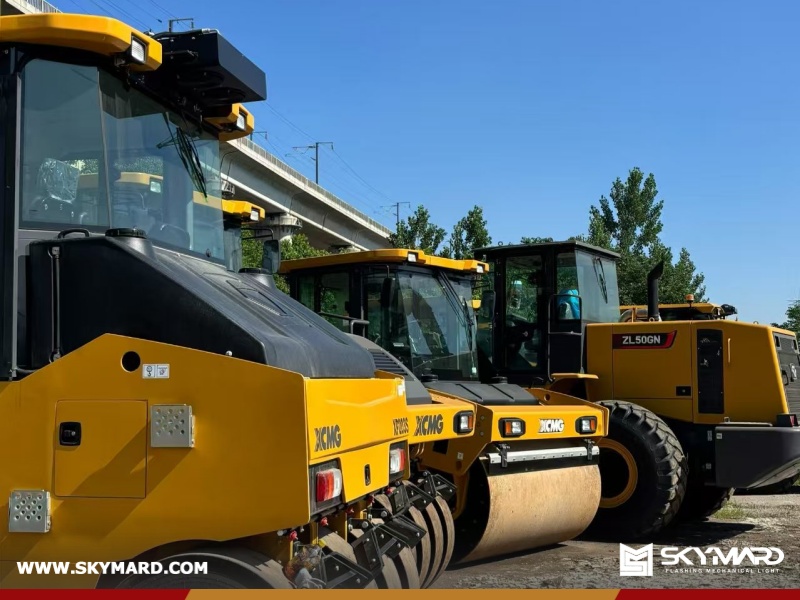 Sudan Customers Visited XCMG Factory