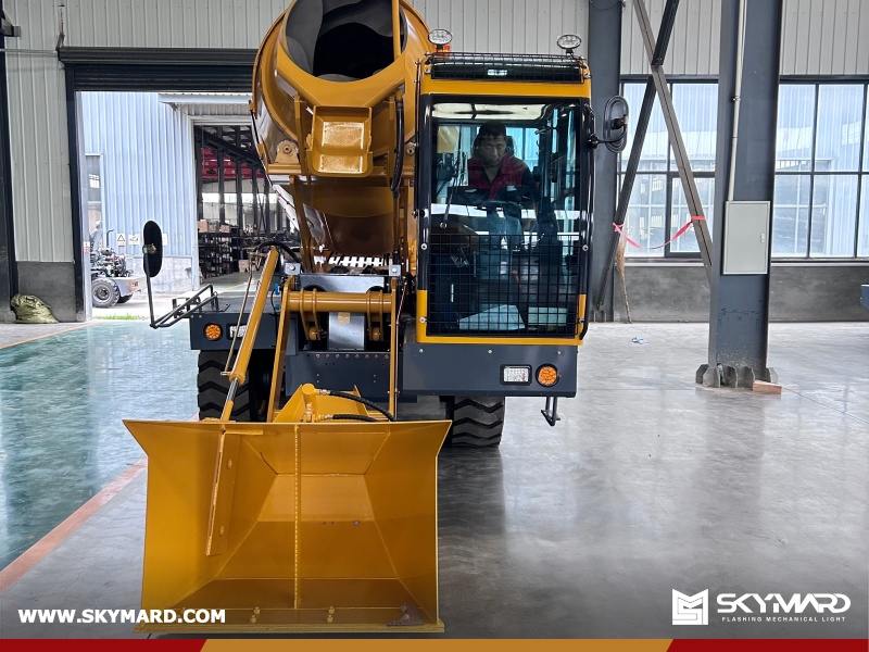 Fiji - 1 Unit HONGYUAN HY400 concrete mixer & HELI CPCD30 All Terrain Fork lift & LUTONG LTB904 Tractor